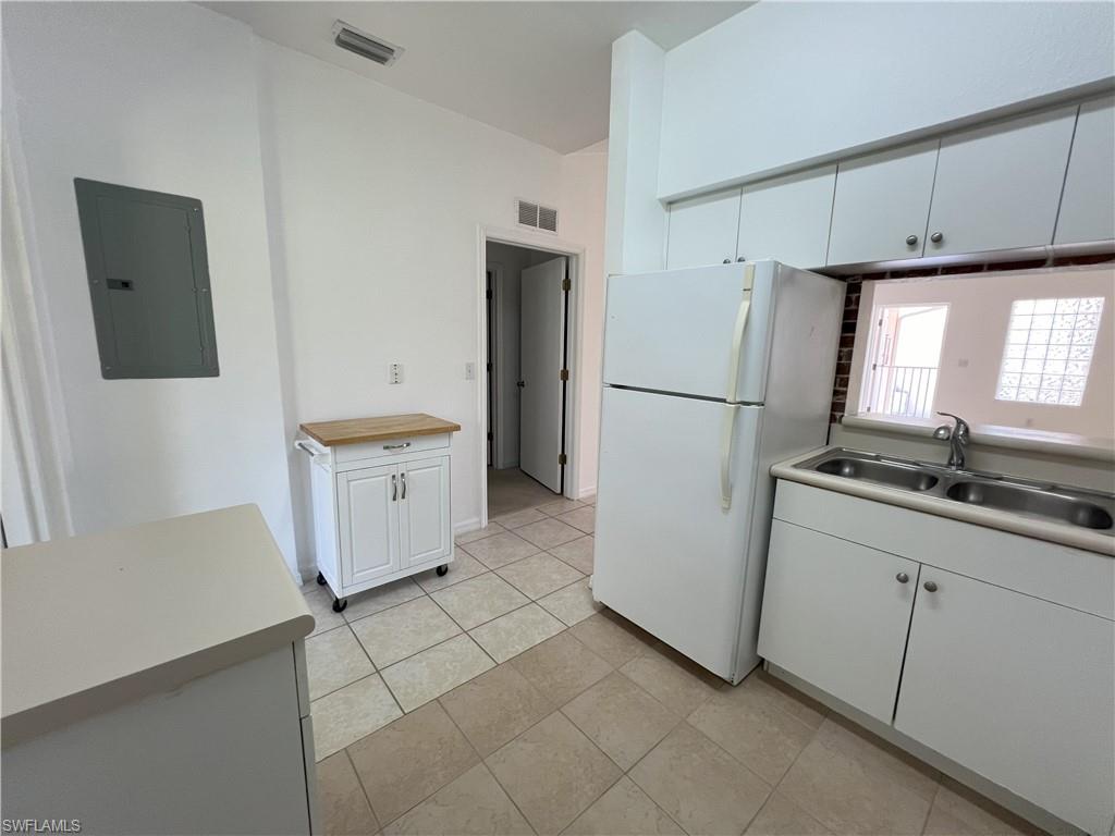 8407 Bernwood Cove LOOP 508 photo 10
