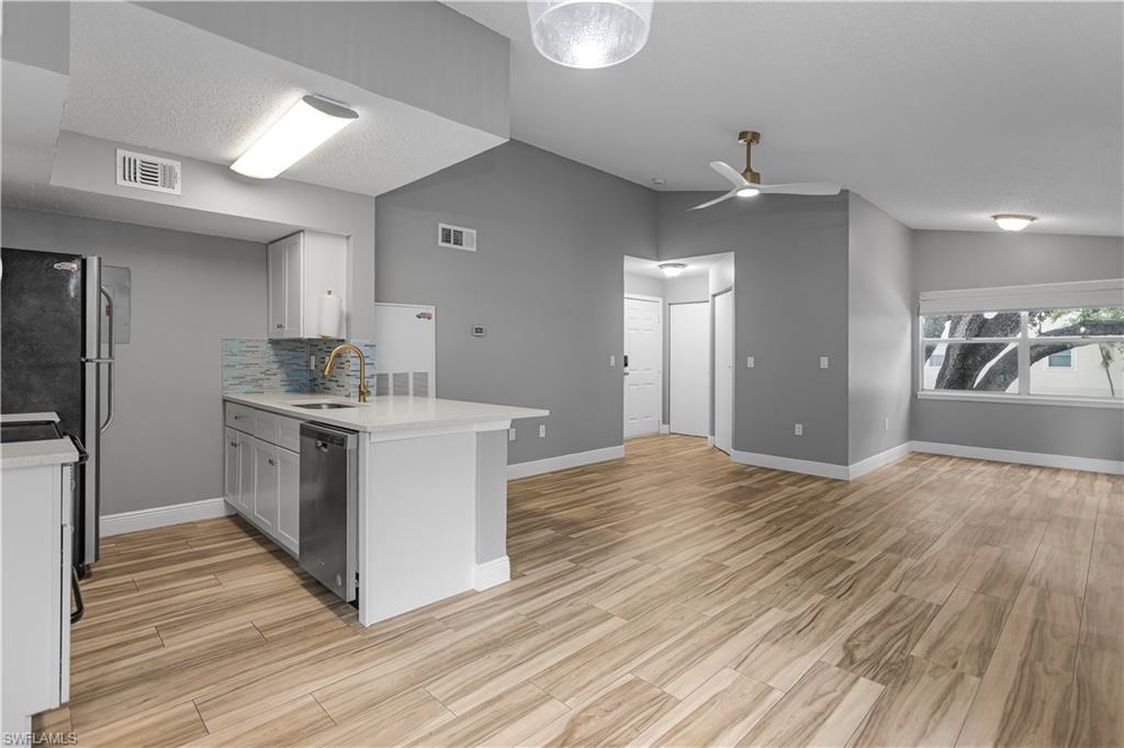 12561 Equestrian CIR 816 photo 10