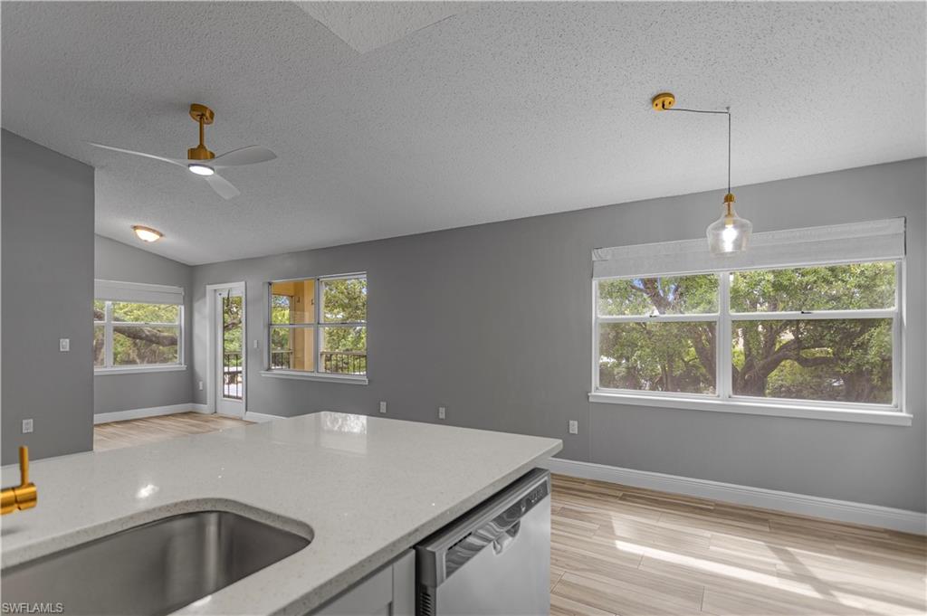 12561 Equestrian CIR 816 photo 14
