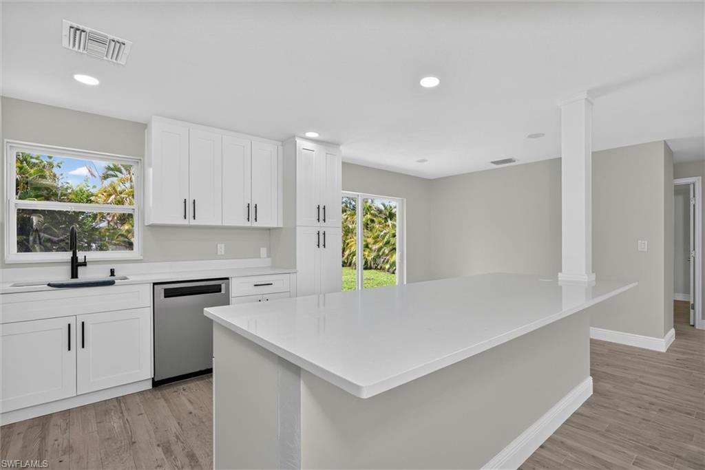 1628 N Flossmoor RD photo 15