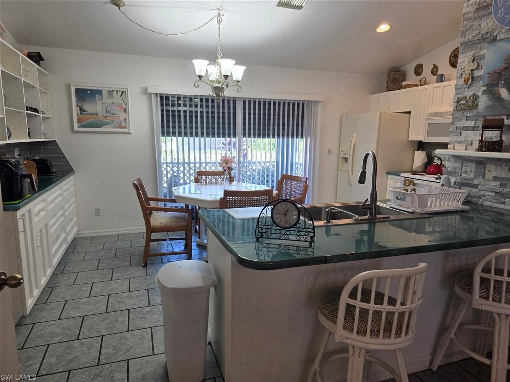 1409 NW 9th TER photo 6