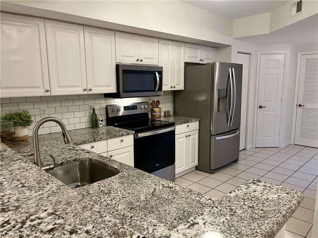 4950 Deerfield WAY 102 photo 7