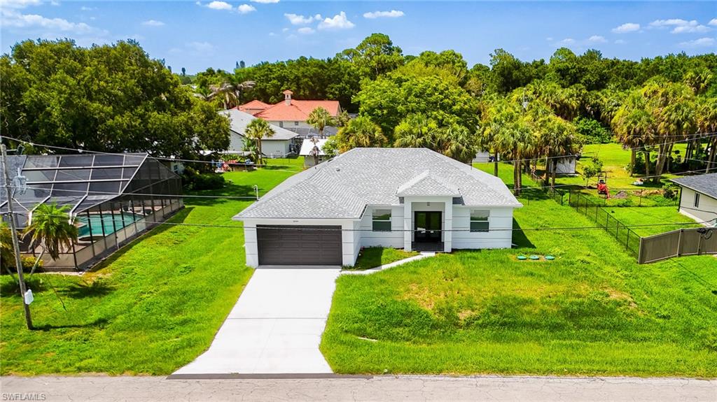 2524 Lakeview DR