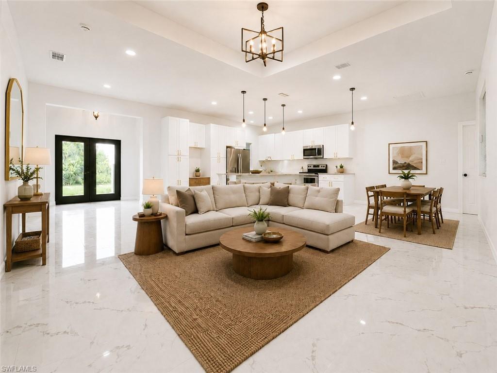 2524 Lakeview DR