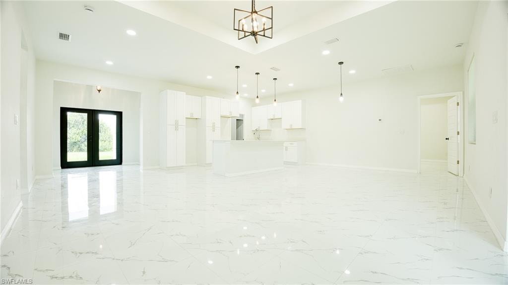 2524 Lakeview DR