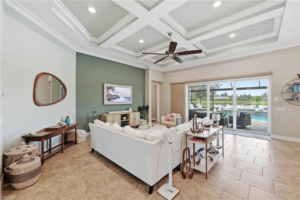 9446 Lagomar CT