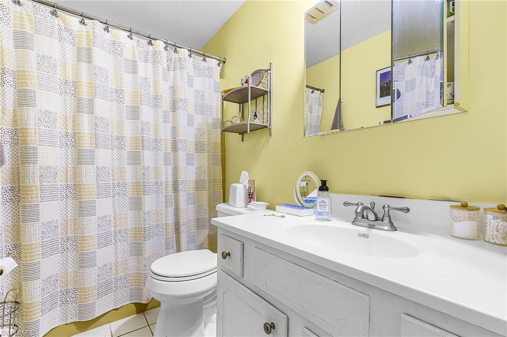 5579 Rattlesnake Hammock RD B9 photo 6