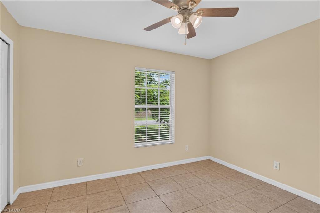 523 25th LN photo 22