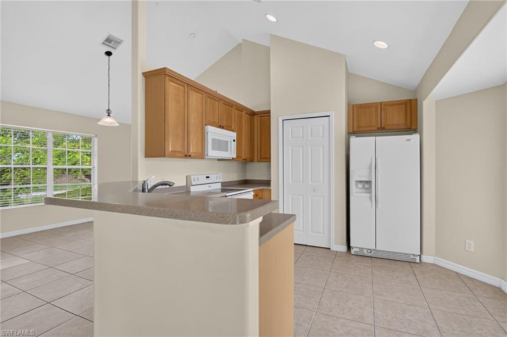 523 25th LN photo 9
