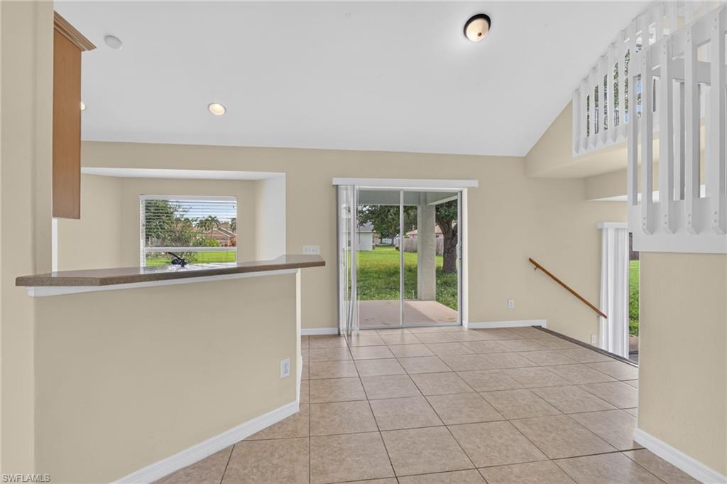 523 25th LN photo 11