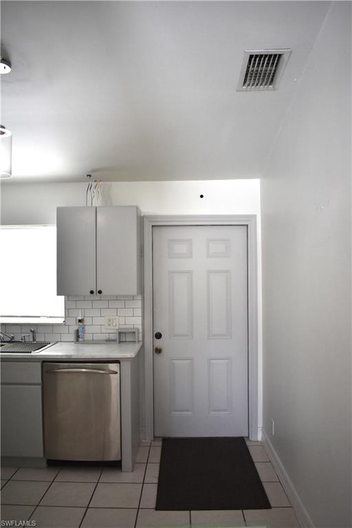 5225 23rd AVE SW photo 10