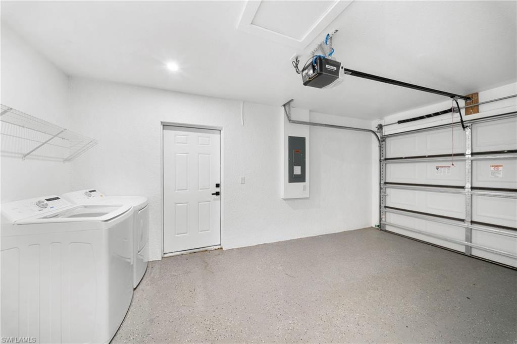 668 chemstrand ST E photo 17