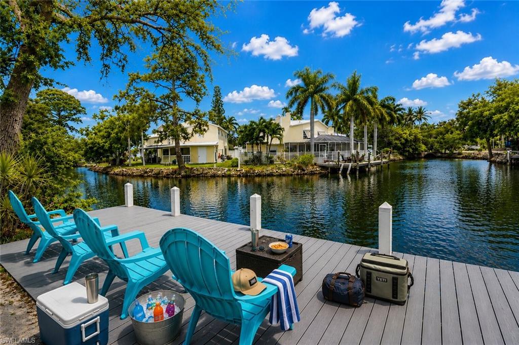 3659 Riviera CIR