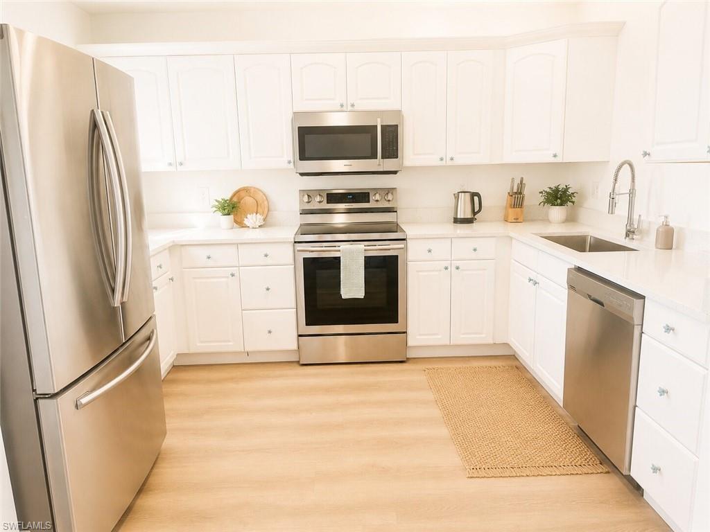 3659 Riviera CIR photo 10