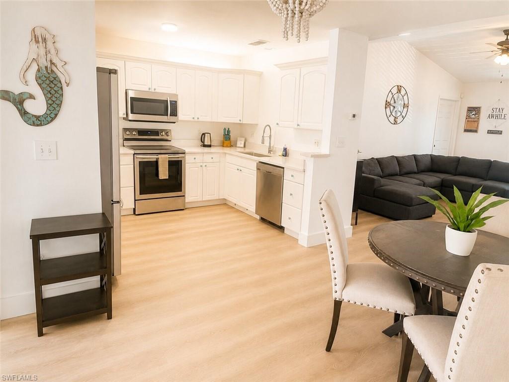 3659 Riviera CIR photo 11