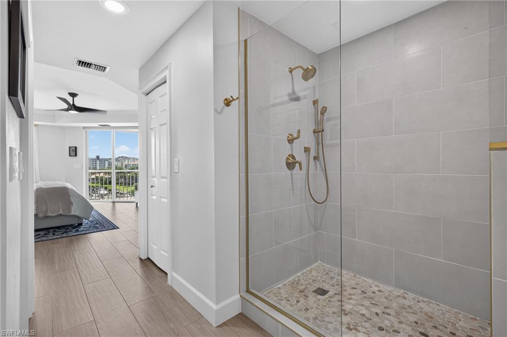 15210 Portside DR 402 photo 20