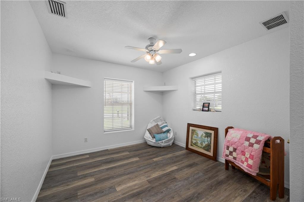 569 Rio Vista AVE photo 30
