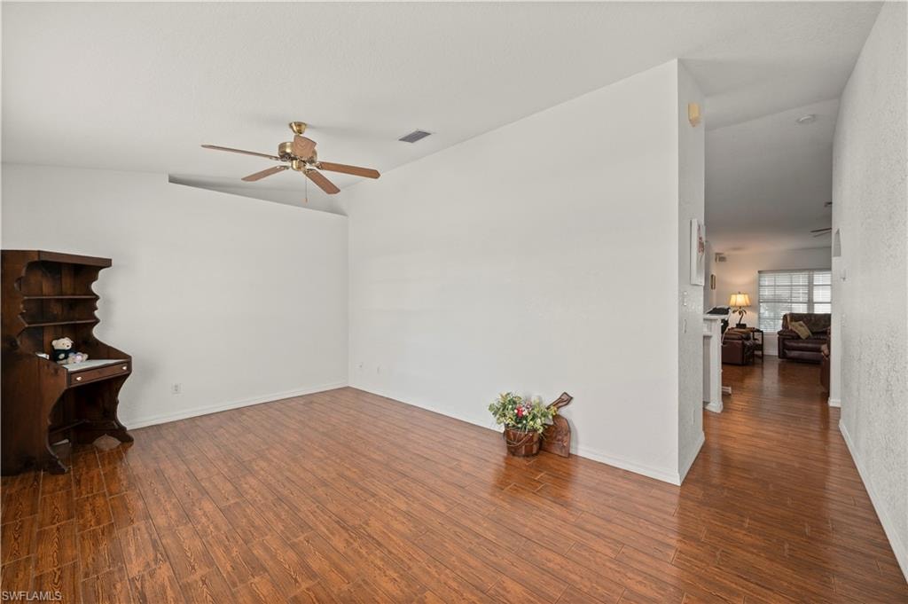 569 Rio Vista AVE photo 8
