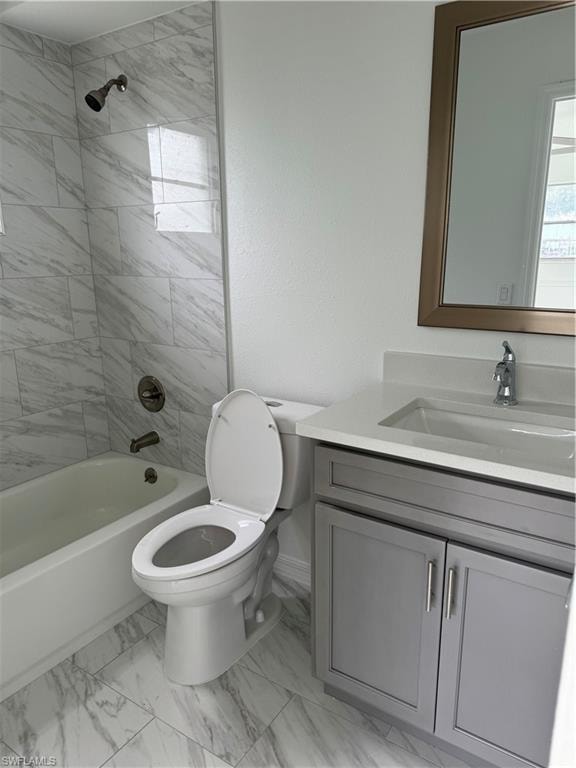 3225 E Riverside DR 54E photo 8