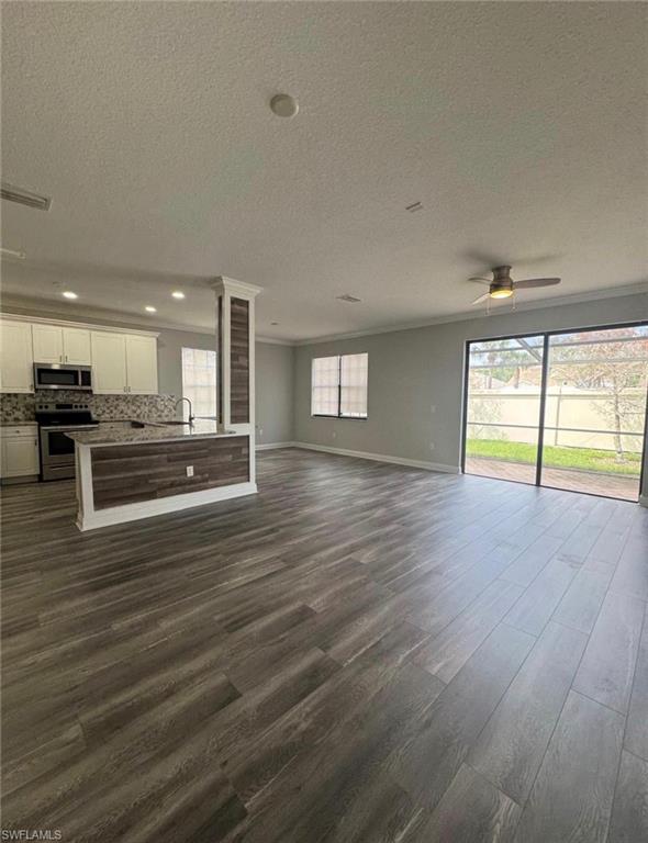 7614 Bristol CIR photo 7