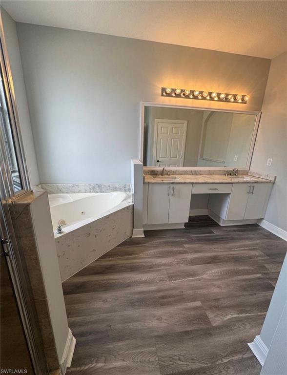 7614 Bristol CIR photo 10