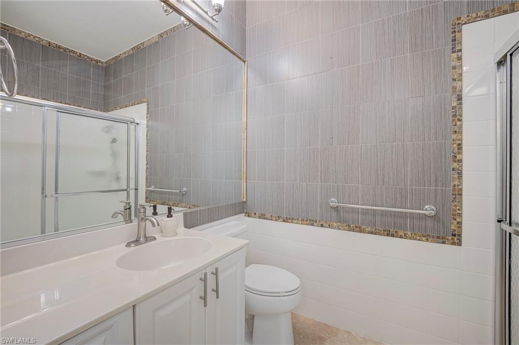 5484 Katia CT photo 23