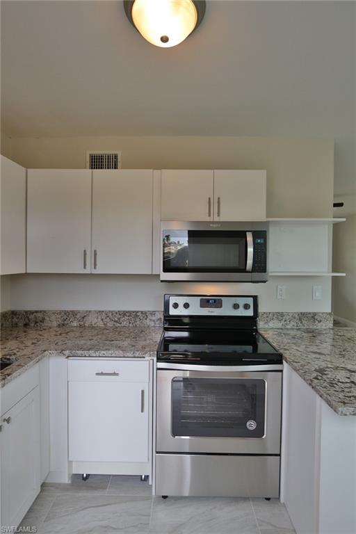 11 California RD B photo 22