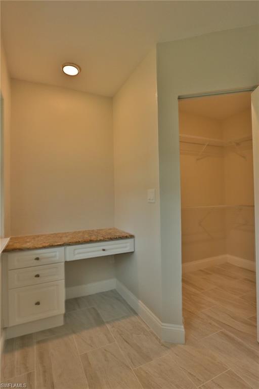 11 California RD B photo 14
