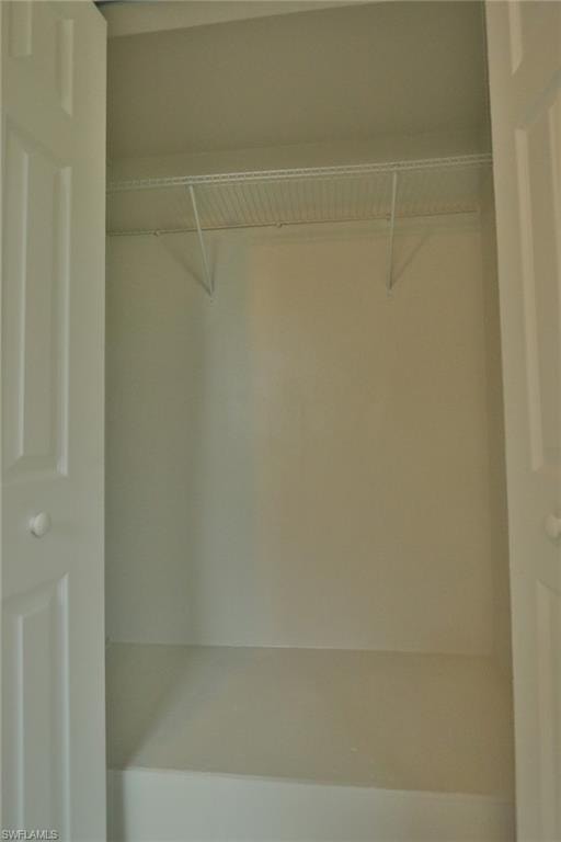 11 California RD B photo 18