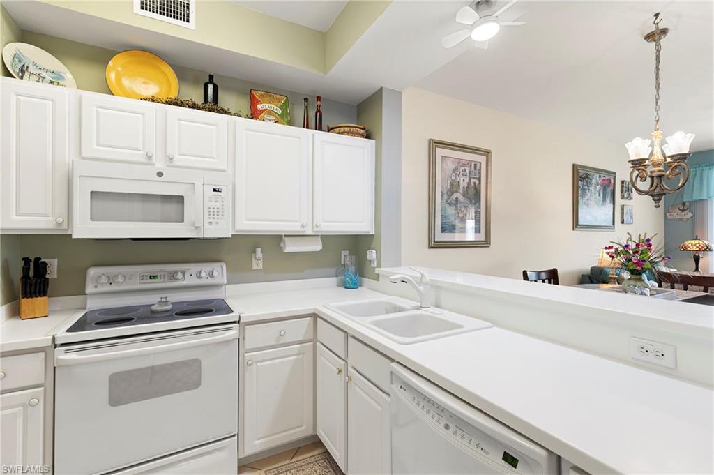3935 Loblolly Bay DR 303 photo 8