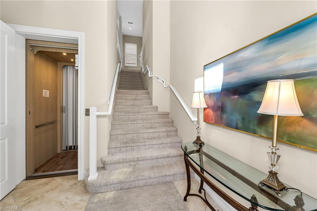 7825 Hawthorne DR 2104 photo 33