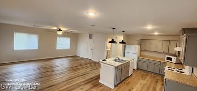 802 E Jasmine RD