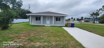802 E Jasmine RD
