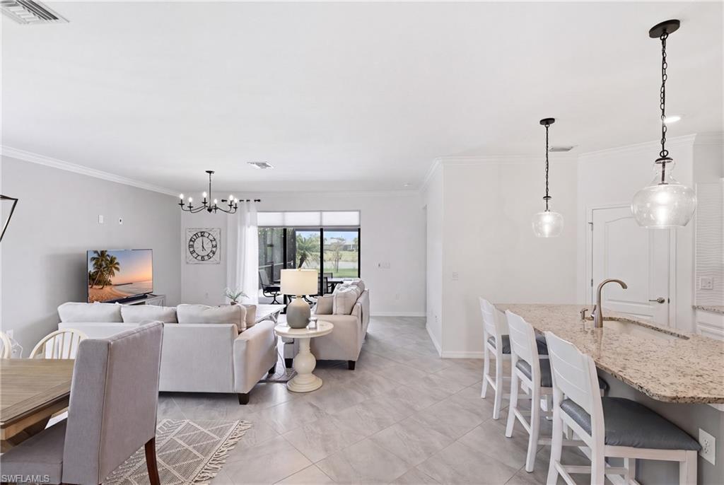 19524 Utopia LN