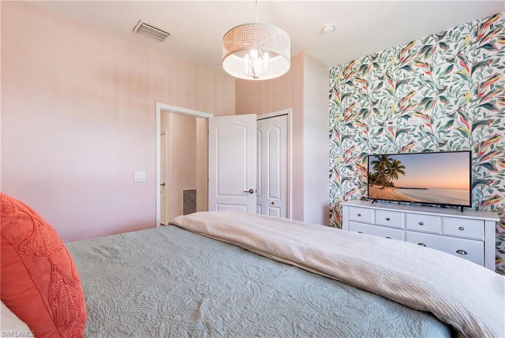 19524 Utopia LN photo 29