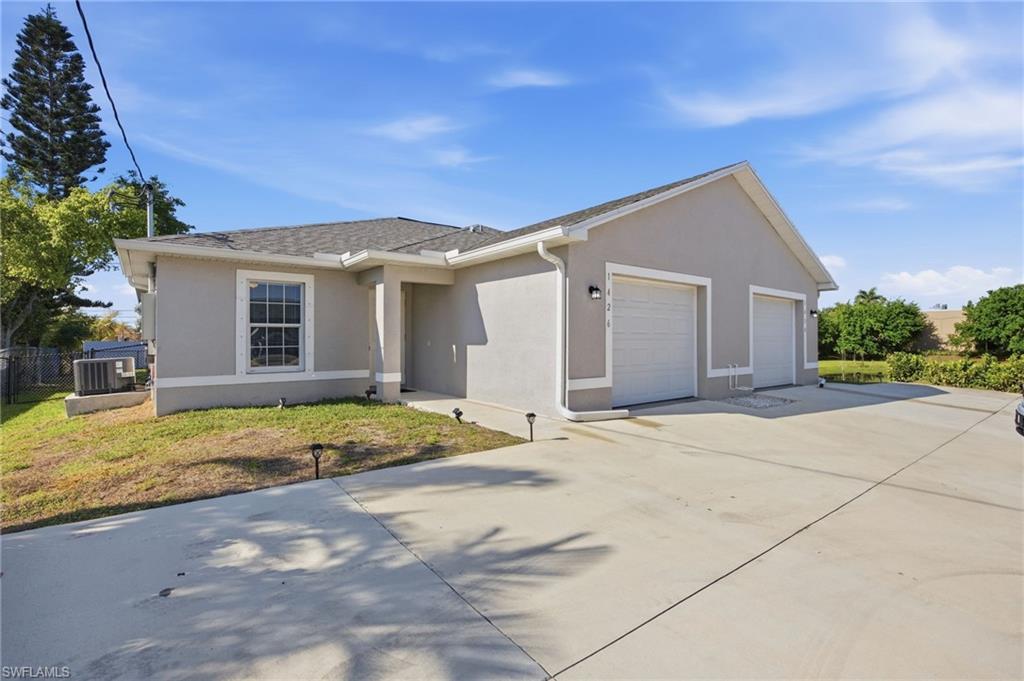 1426/1428 Cape Coral PKWY W