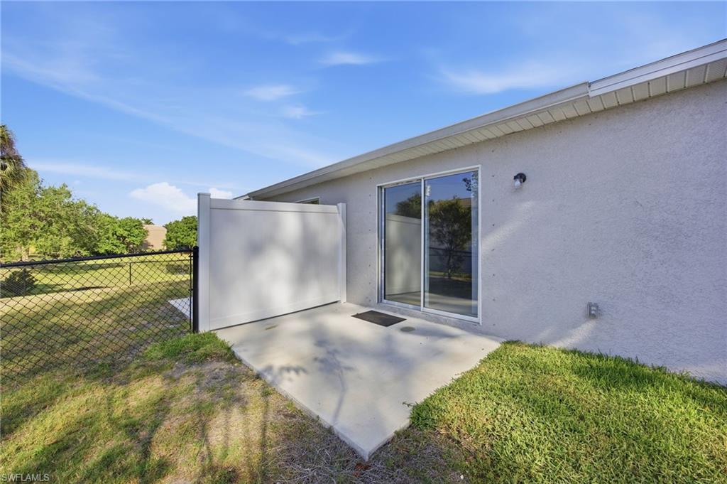 1426/1428 Cape Coral PKWY W photo 41