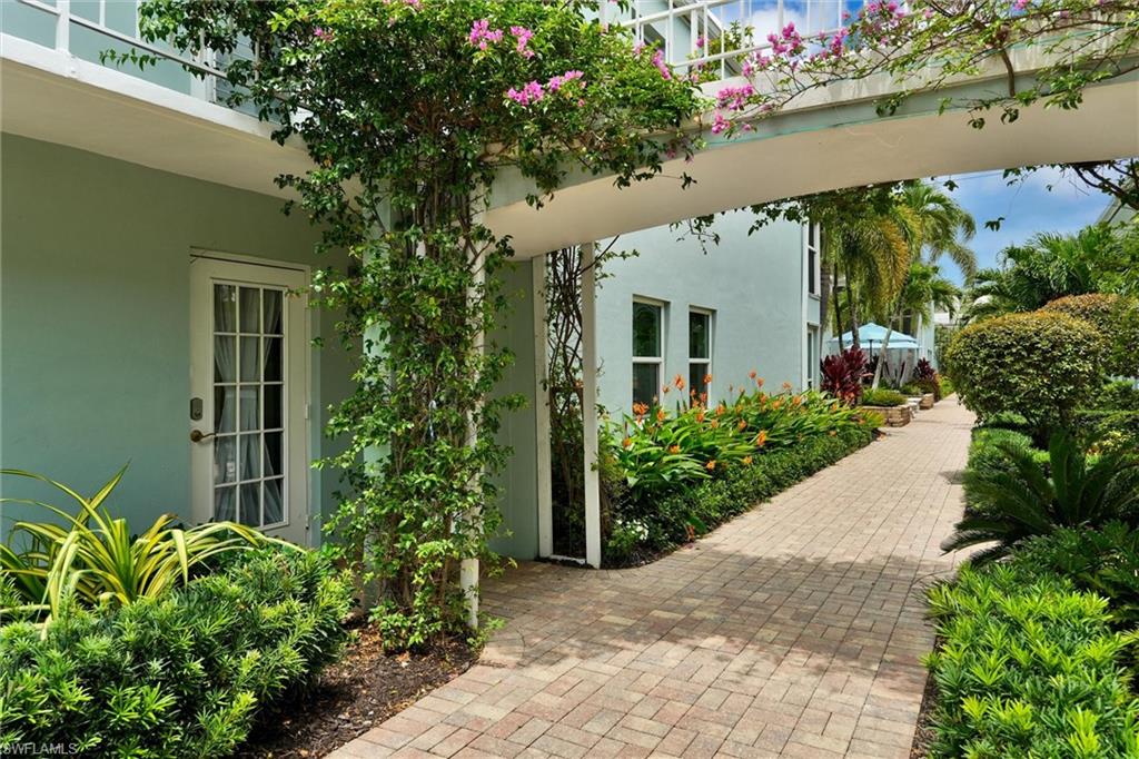 Beautifully landscaped courtyard