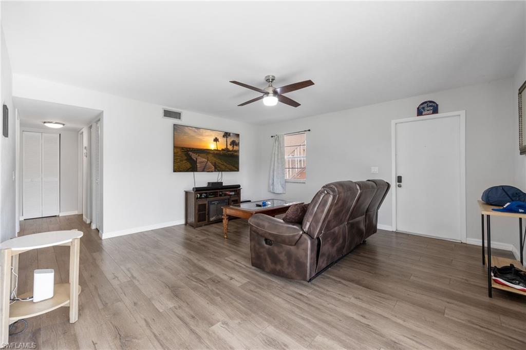 1400 Pompei LN 23 photo 6