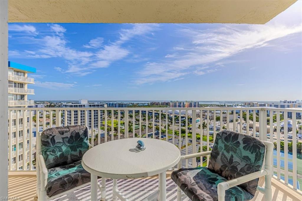 7330 Estero BLVD 1107 photo 29