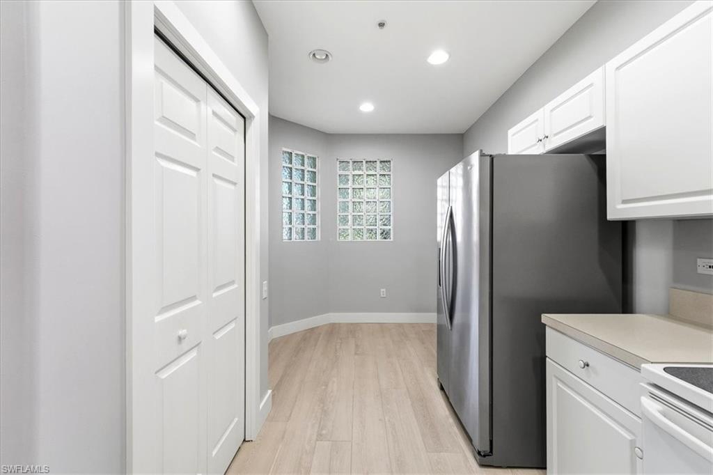 8259 Parkstone PL 202 photo 12