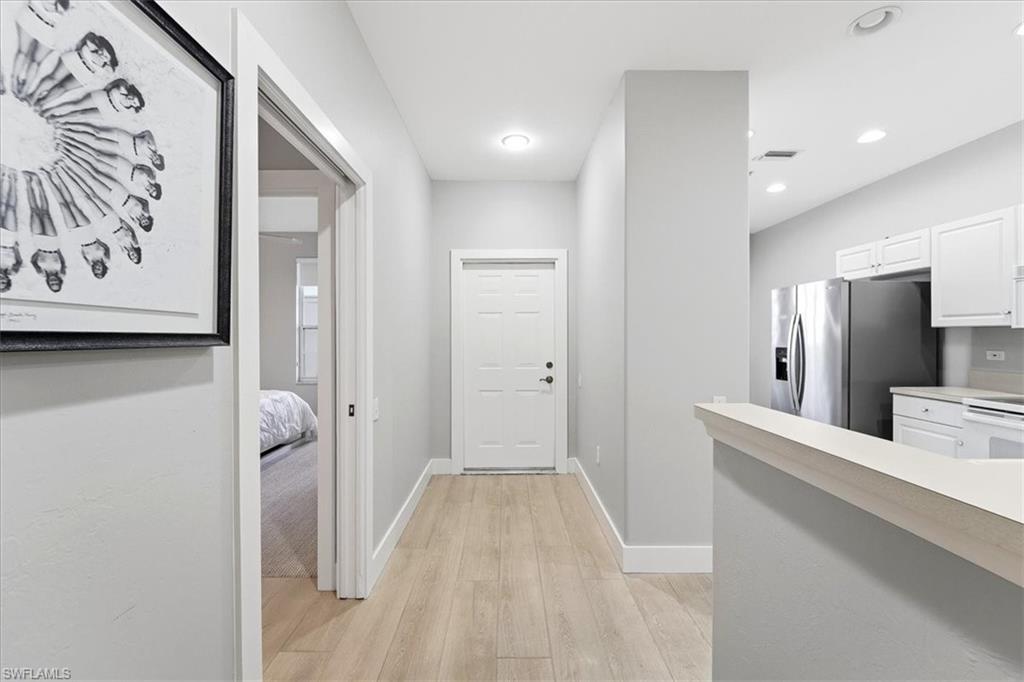 8259 Parkstone PL 202 photo 11