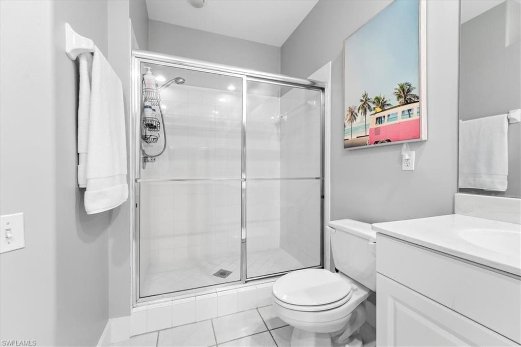 8259 Parkstone PL 202 photo 21