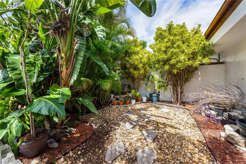 5501 Harbour Castle DR photo 44