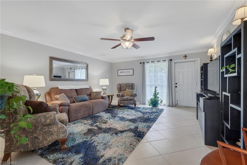175 Crown DR photo 7