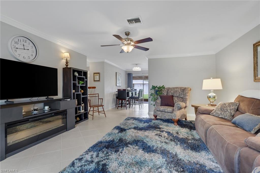 175 Crown DR photo 9