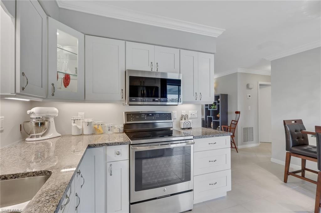 175 Crown DR