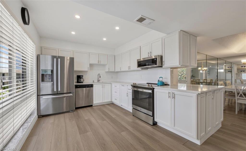 195 PEPPERMINT LN 2