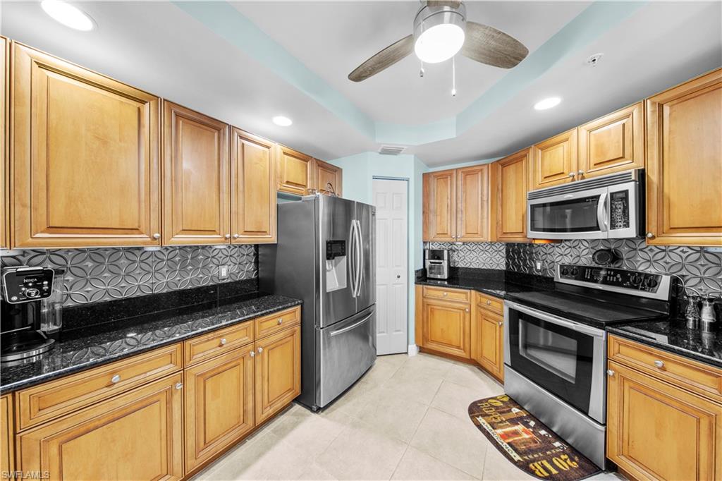 2745 1st ST 801 photo 10