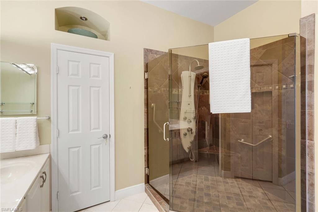 1814 Leamington LN photo 20